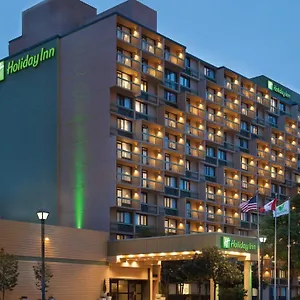 Holiday - Yorkdale Hotel